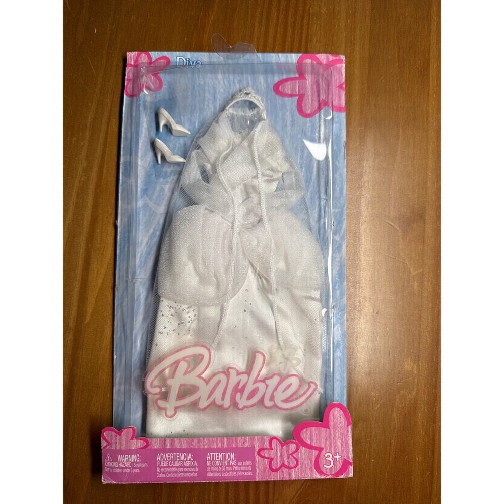Vintage Barbie Diva Fashion White Dress Gown Wedding Bridal Crown Shoes NOS 2005